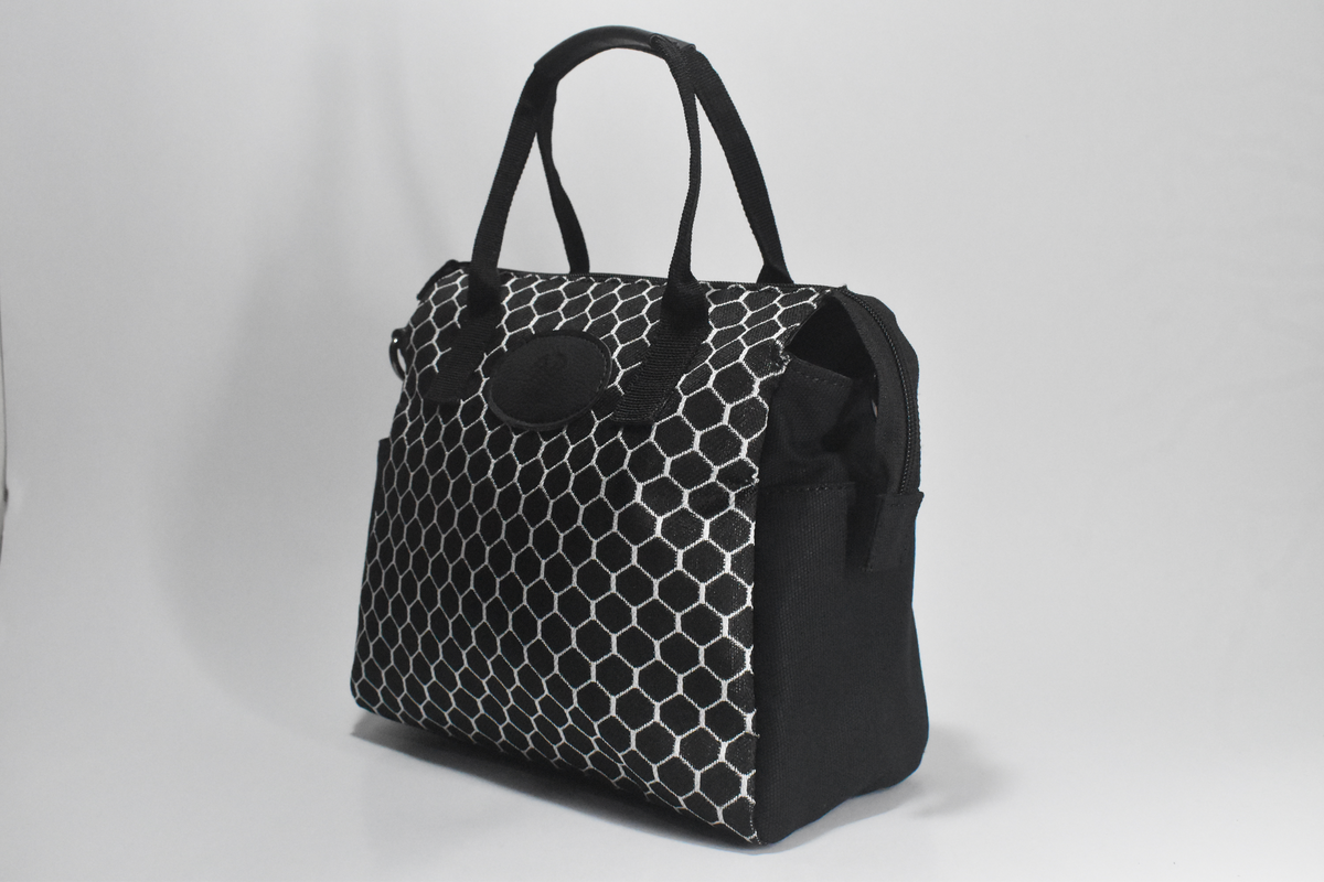 Moyo Hexa Totebag Black
